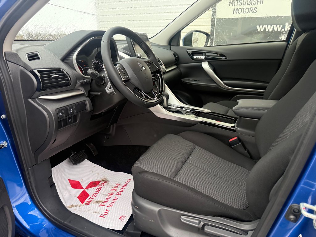 2026 Mitsubishi Eclipse Cross SE S-AWC in Kentville, Nova Scotia - 9 - w1024h768px