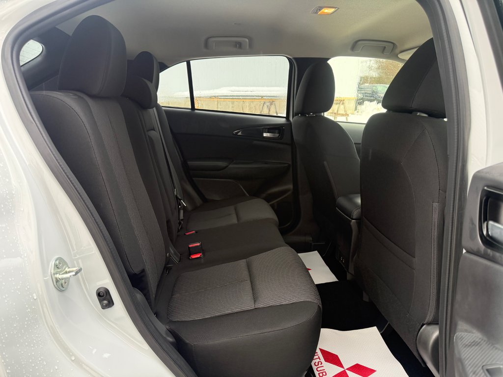 2026 Mitsubishi Eclipse Cross SE S-AWC in Kentville, Nova Scotia - 16 - w1024h768px