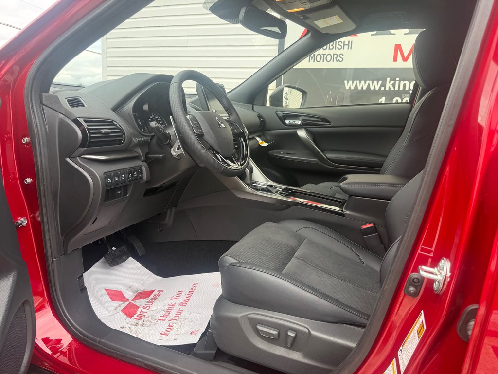 2026 Mitsubishi Eclipse Cross NOIR S-AWC in Kentville, Nova Scotia - 9 - w1024h768px