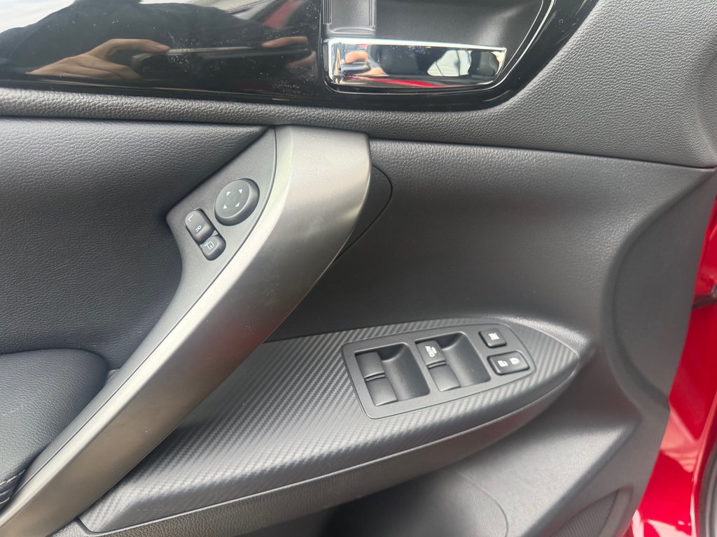2026 Mitsubishi Eclipse Cross NOIR S-AWC in Kentville, Nova Scotia - 8 - w1024h768px