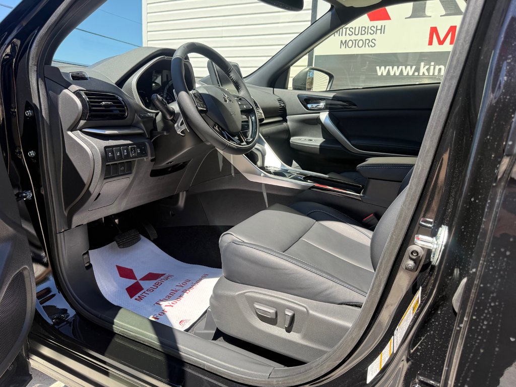 2026 Mitsubishi Eclipse Cross GT S-AWC in Kentville, Nova Scotia - 9 - w1024h768px