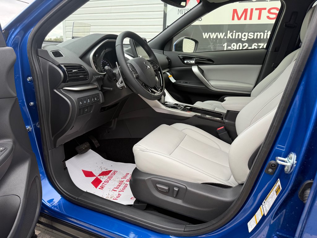 2026 Mitsubishi Eclipse Cross GT S-AWC in Kentville, Nova Scotia - 9 - w1024h768px