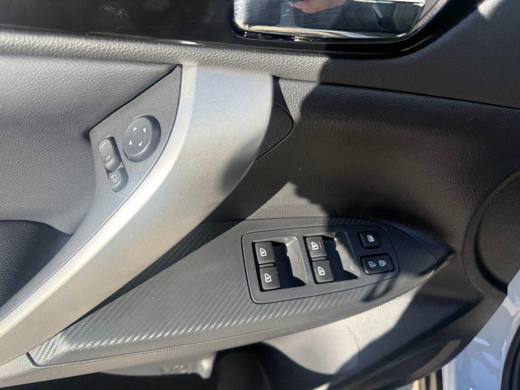 2026 Mitsubishi Eclipse Cross GT S-AWC in Kentville, Nova Scotia - 8 - w1024h768px