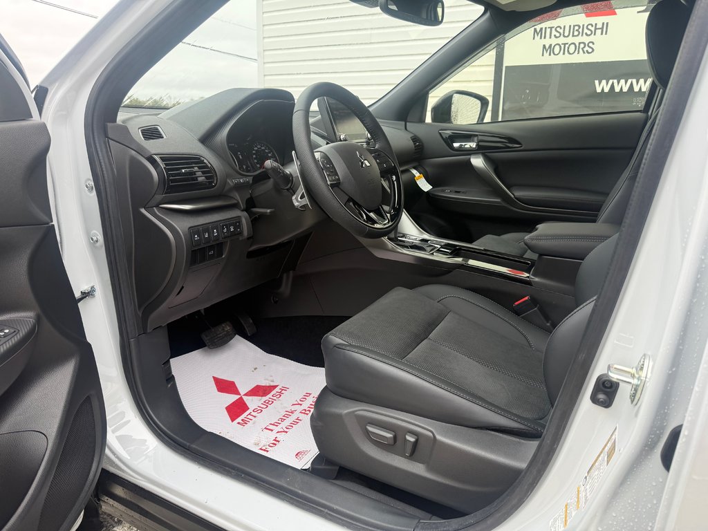 2026 Mitsubishi Eclipse Cross NOIR S-AWC in Kentville, Nova Scotia - 9 - w1024h768px