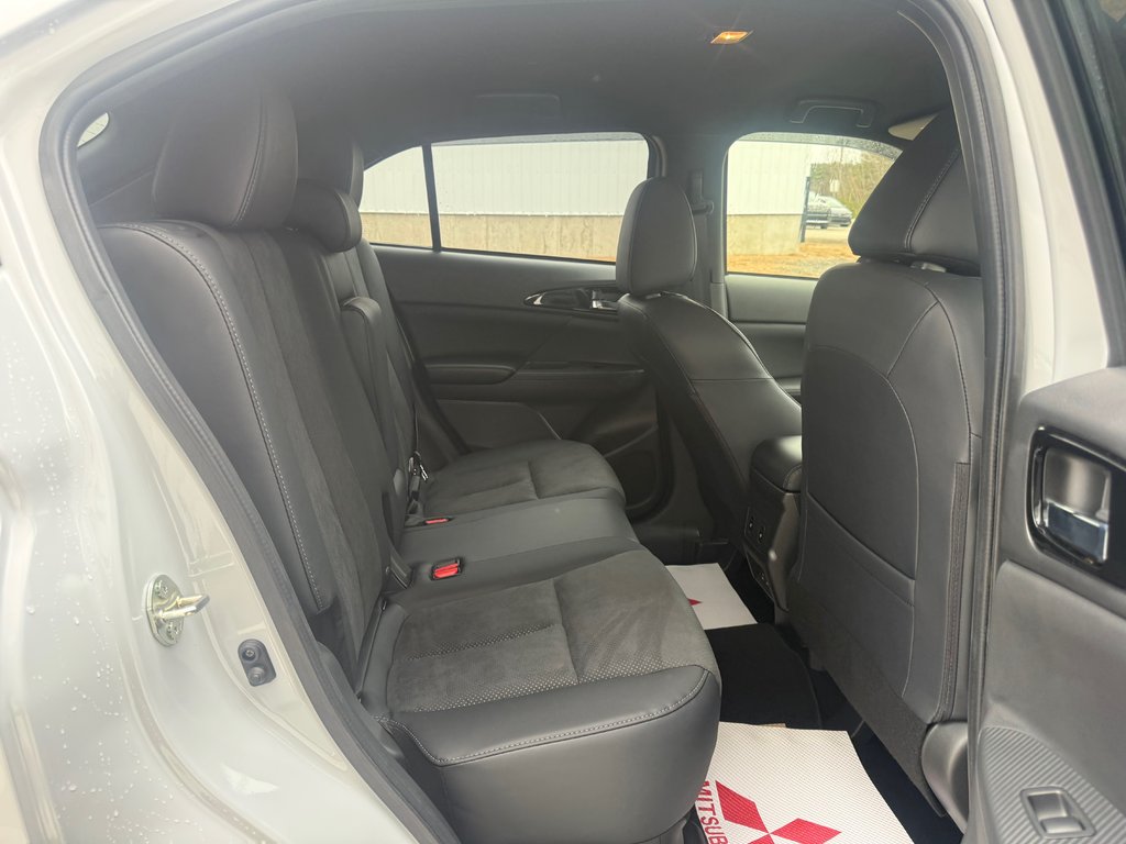 2026 Mitsubishi Eclipse Cross NOIR S-AWC in Kentville, Nova Scotia - 17 - w1024h768px