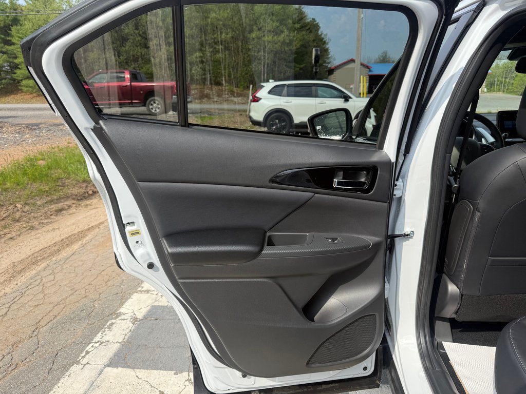 2026 Mitsubishi Eclipse Cross GT S-AWC in Kentville, Nova Scotia - 14 - w1024h768px