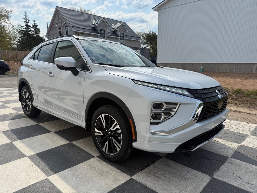 2026 Mitsubishi Eclipse Cross GT S-AWC in Kentville, Nova Scotia - 3 - w1024h768px