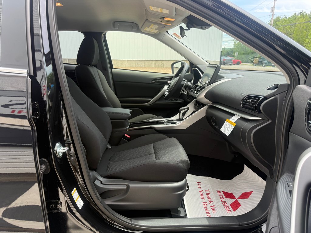 2026 Mitsubishi Eclipse Cross SE S-AWC in Kentville, Nova Scotia - 20 - w1024h768px