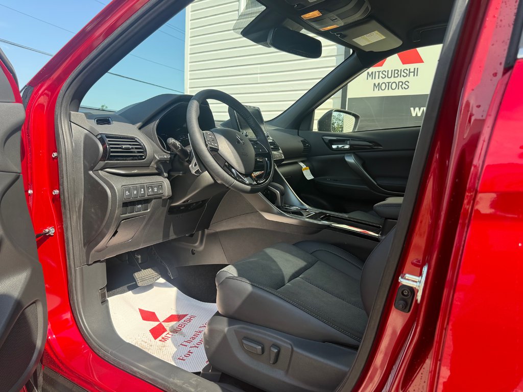 2026 Mitsubishi Eclipse Cross NOIR S-AWC in Kentville, Nova Scotia - 9 - w1024h768px