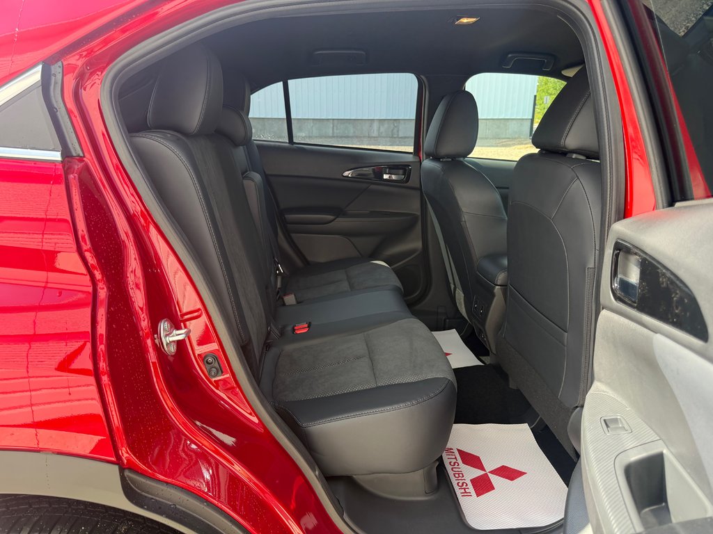 2026 Mitsubishi Eclipse Cross NOIR S-AWC in Kentville, Nova Scotia - 17 - w1024h768px
