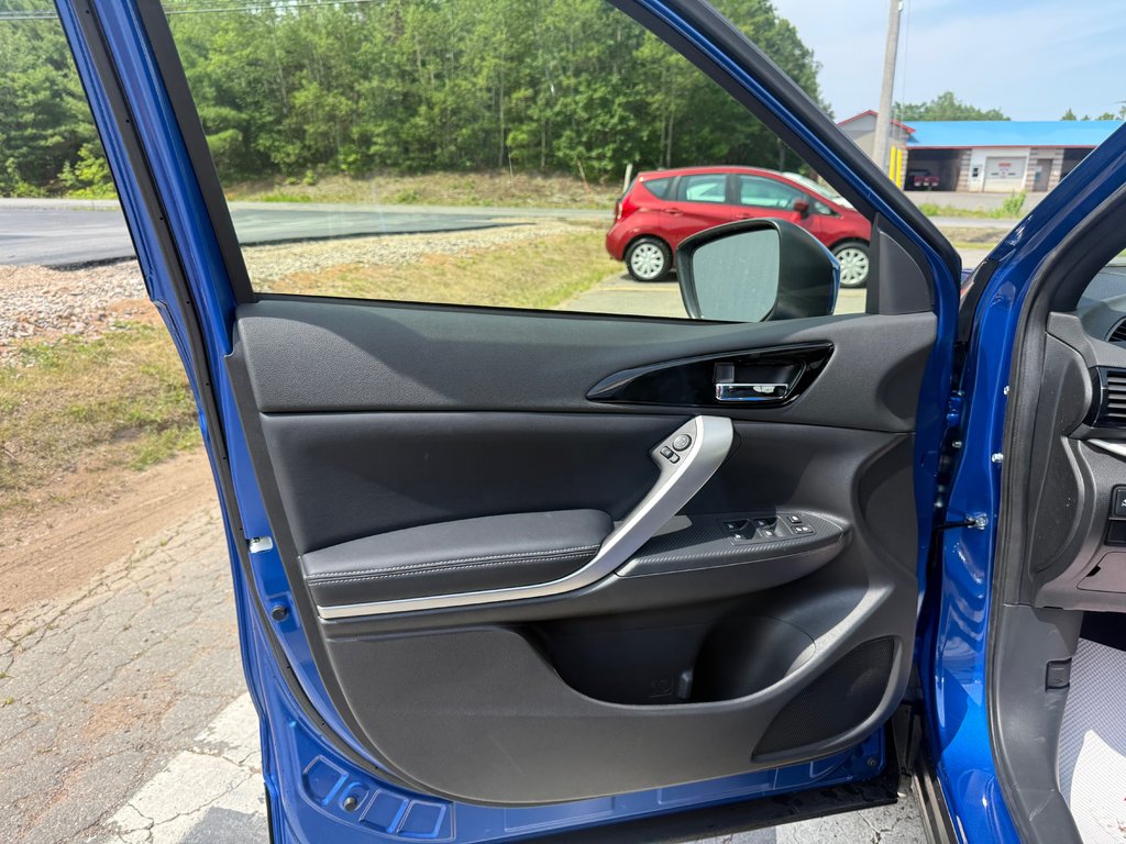 2026 Mitsubishi Eclipse Cross GT S-AWC in Kentville, Nova Scotia - 7 - w1024h768px