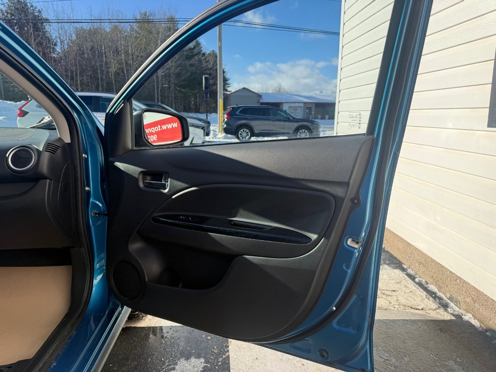 2018 Mitsubishi MIRAGE GT, keyless entry, backup camera, Bluetooth in Kentville, Nova Scotia - 18 - w1024h768px