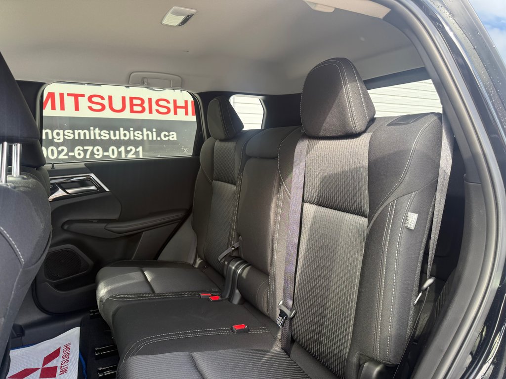 2025 Mitsubishi OUTLANDER PHEV ES S-AWC ES S-AWC in Kentville, Nova Scotia - 14 - w1024h768px