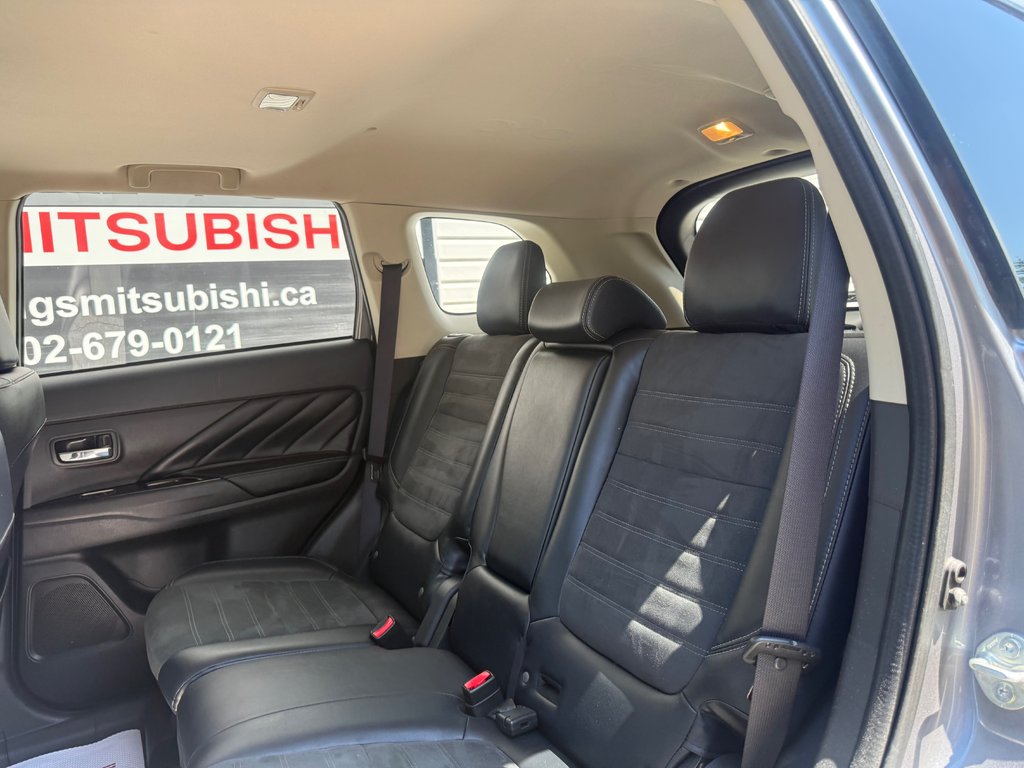 2019 Mitsubishi Outlander PHEV GT S-AWC, keyless entry, backup camera, Bluetooth in COLDBROOK, Nova Scotia - 15 - w1024h768px