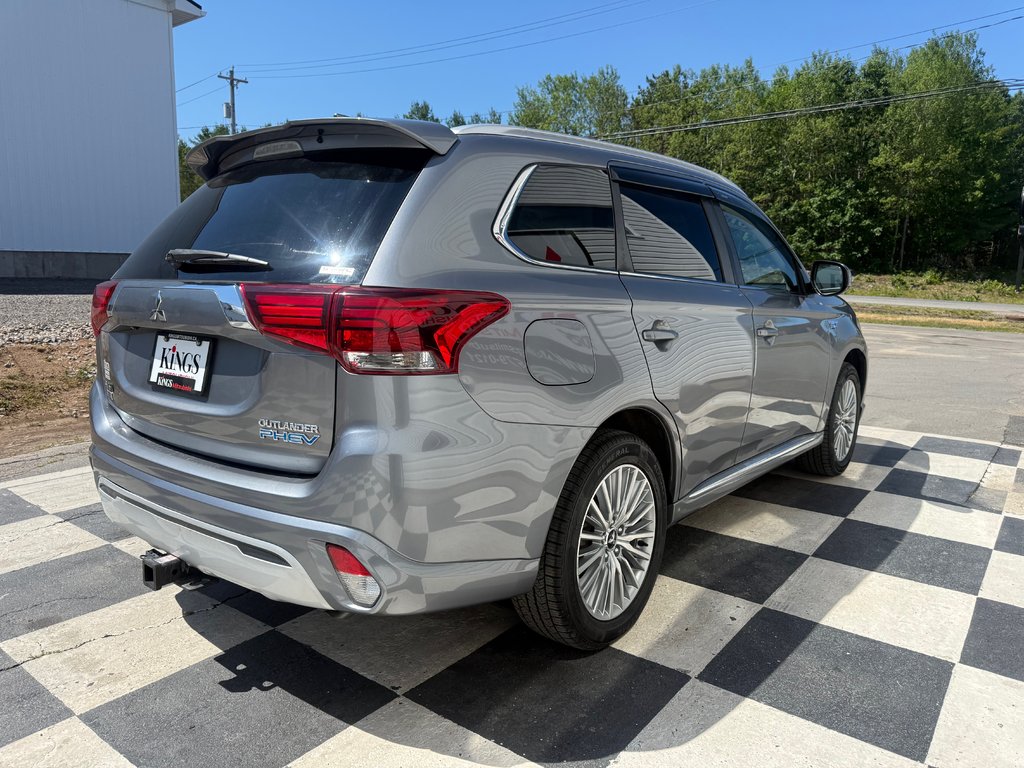 2019 Mitsubishi Outlander PHEV GT S-AWC, keyless entry, backup camera, Bluetooth in COLDBROOK, Nova Scotia - 4 - w1024h768px