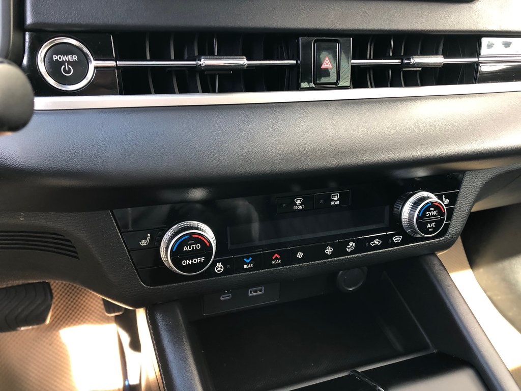 2023 Mitsubishi OUTLANDER PHEV in Kentville, Nova Scotia - 13 - w1024h768px