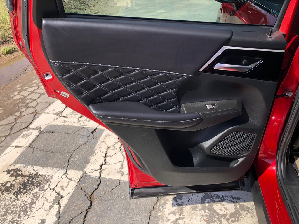 2023 Mitsubishi OUTLANDER PHEV in Kentville, Nova Scotia - 22 - w1024h768px