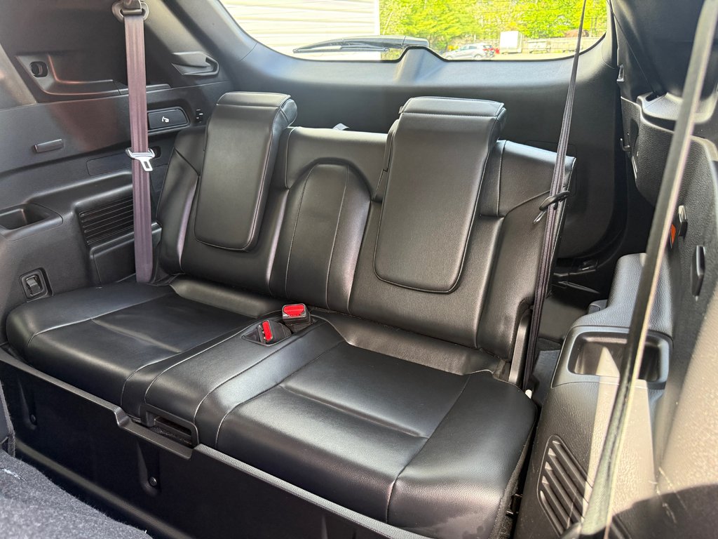 2023 Mitsubishi Outlander PHEV SEL, keyless entry, backup camera, Bluetooth in COLDBROOK, Nova Scotia - 16 - w1024h768px