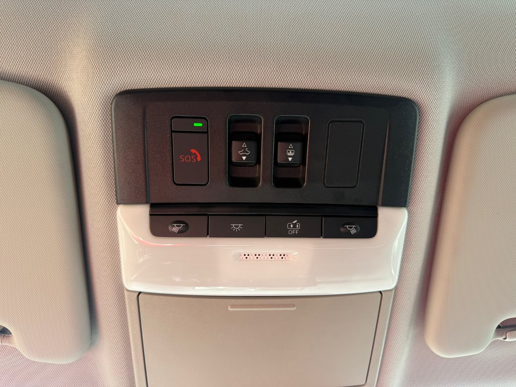 2023 Mitsubishi Outlander PHEV SEL, keyless entry, backup camera, Bluetooth in COLDBROOK, Nova Scotia - 13 - w1024h768px