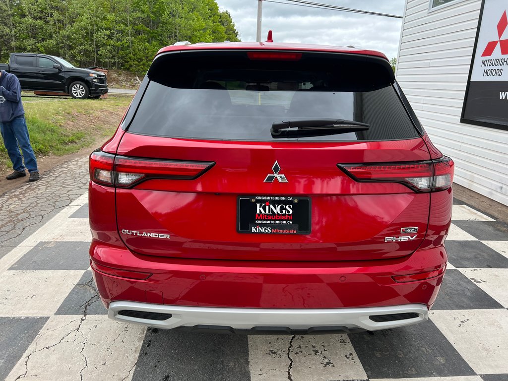 2024  OUTLANDER PHEV GT S-AWC in Kentville, Nova Scotia - 5 - w1024h768px