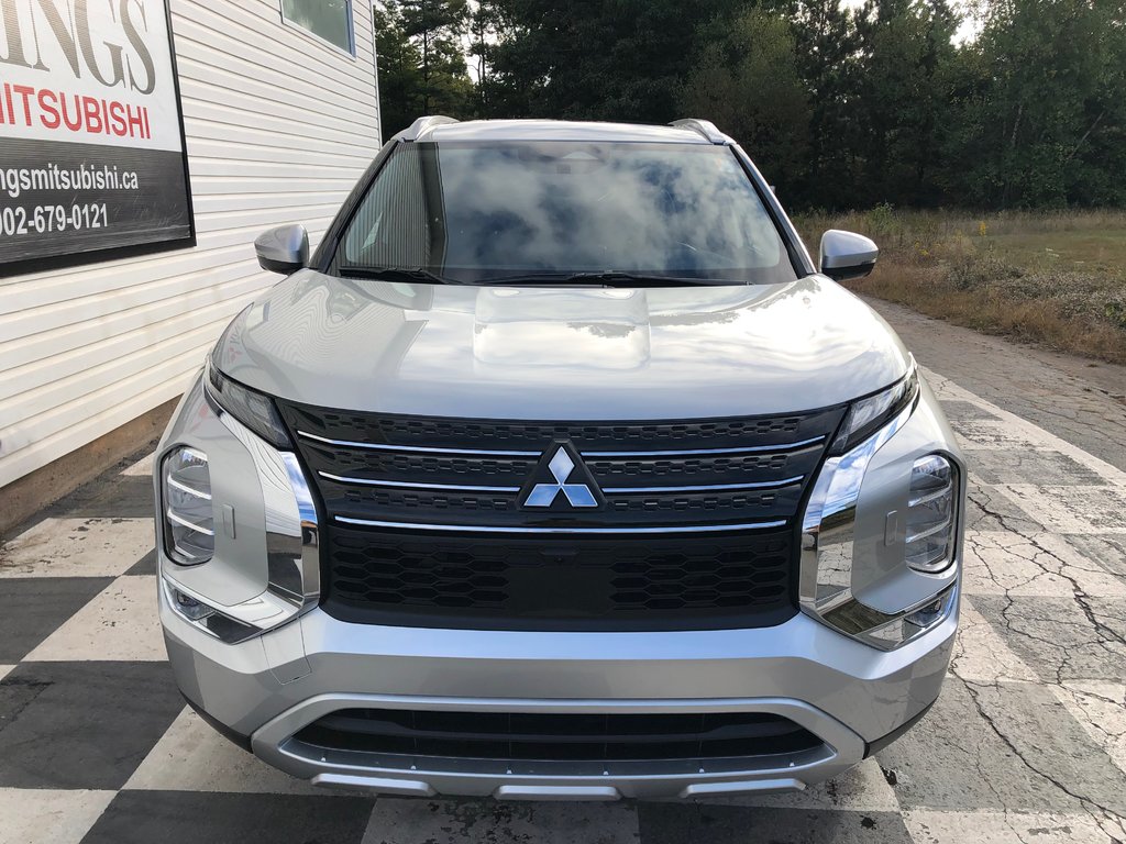 2025  OUTLANDER PHEV LE S-AWC in Kentville, Nova Scotia - 2 - w1024h768px