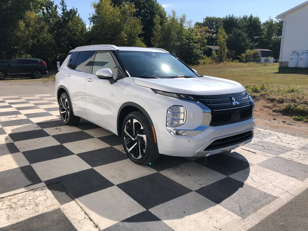 OUTLANDER PHEV GT S-AWC 2025 à Kentville, Nouvelle-Écosse - 3 - w1024h768px