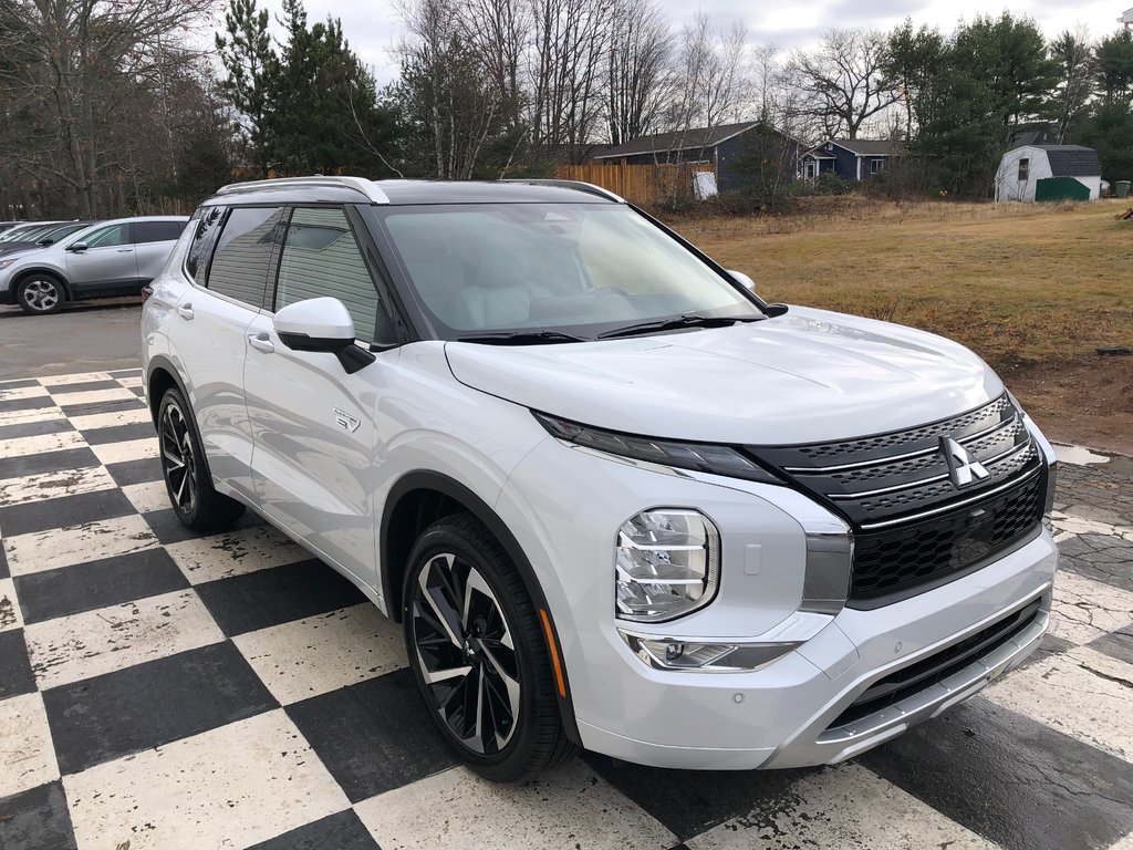 OUTLANDER PHEV GT S-AWC 2025 à Kentville, Nouvelle-Écosse - 3 - w1024h768px