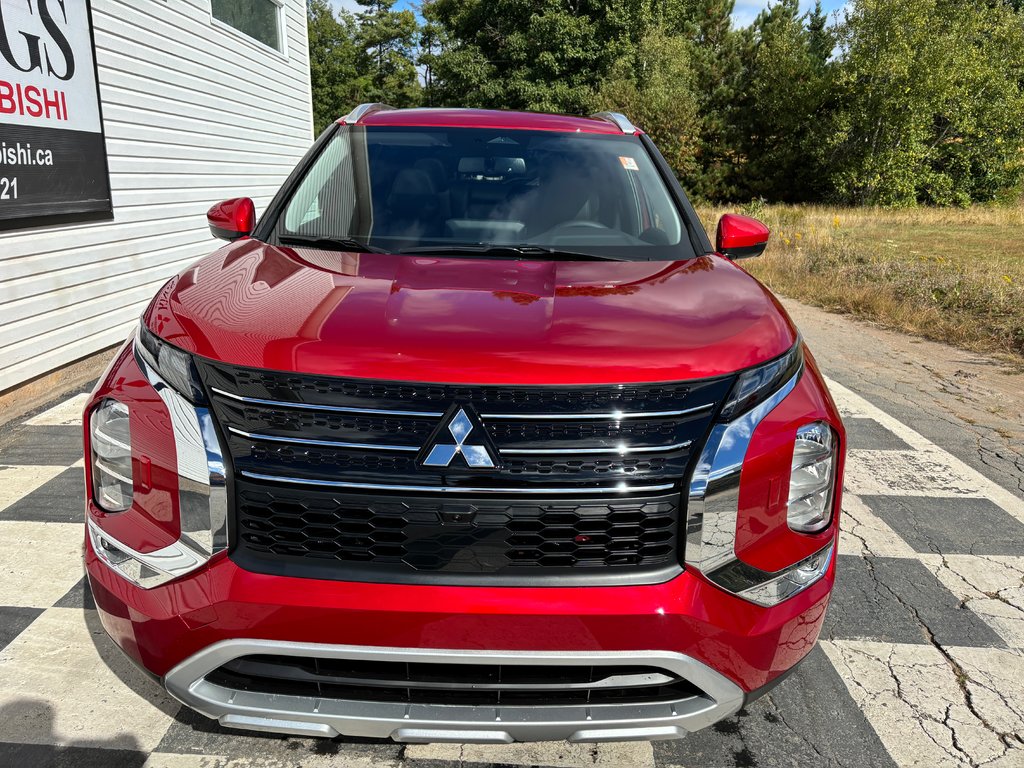 OUTLANDER PHEV SEL S-AWC 2025 à Kentville, Nouvelle-Écosse - 2 - w1024h768px