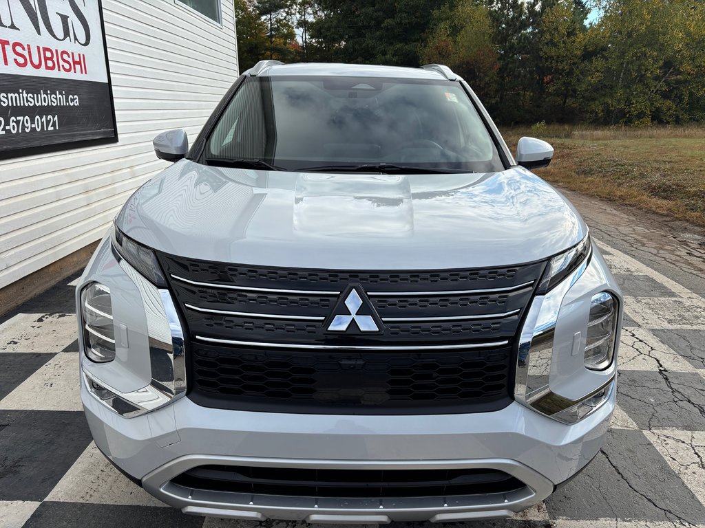 2025  OUTLANDER PHEV SEL S-AWC in Kentville, Nova Scotia - 2 - w1024h768px