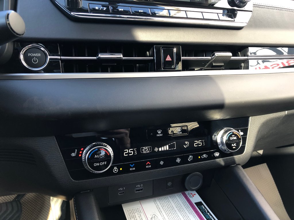 2025 Mitsubishi OUTLANDER PHEV GT S-AWC in Kentville, Nova Scotia - 12 - w1024h768px