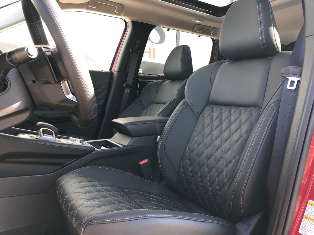 2025 Mitsubishi OUTLANDER PHEV GT S-AWC in Kentville, Nova Scotia - 16 - w1024h768px