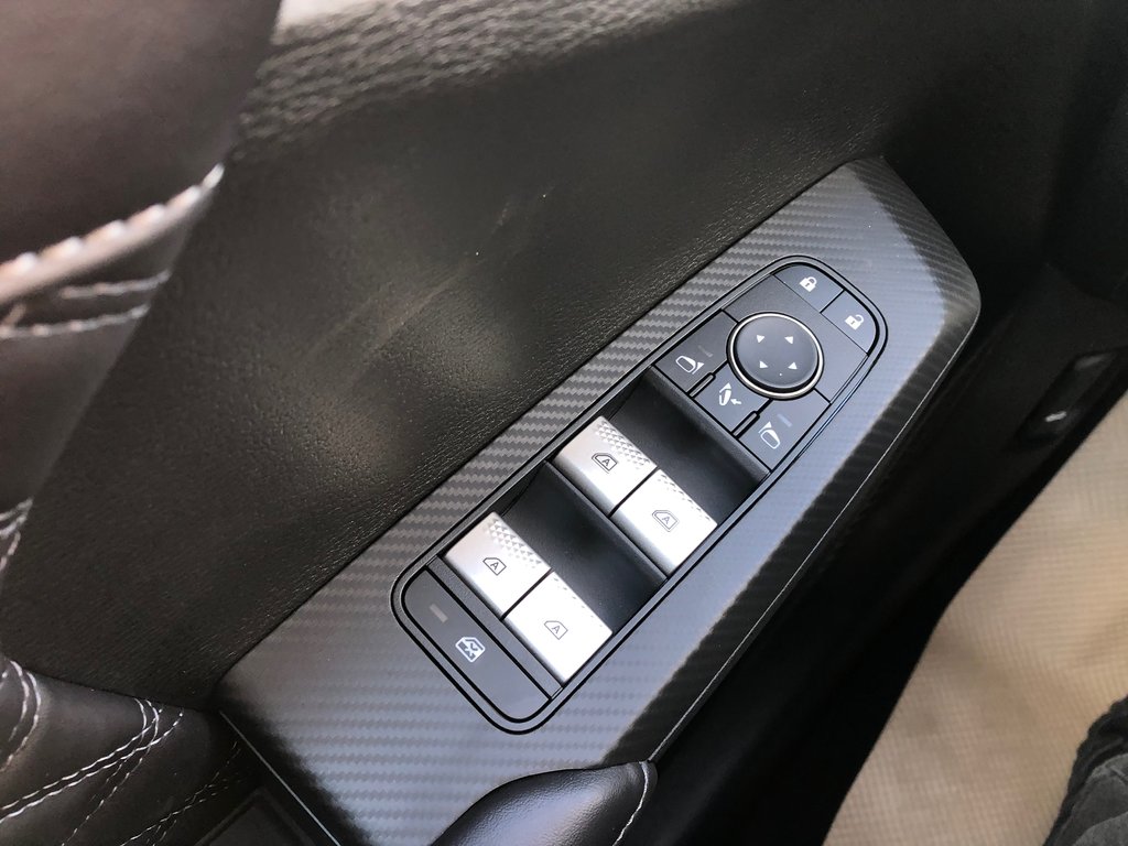 2025 Mitsubishi OUTLANDER PHEV GT S-AWC in Kentville, Nova Scotia - 7 - w1024h768px