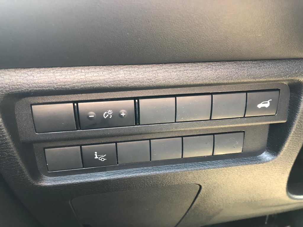 2025 Mitsubishi OUTLANDER PHEV GT S-AWC in Kentville, Nova Scotia - 8 - w1024h768px