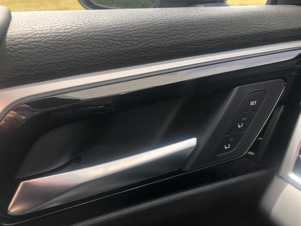 2025 Mitsubishi OUTLANDER PHEV GT S-AWC in Kentville, Nova Scotia - 8 - w1024h768px