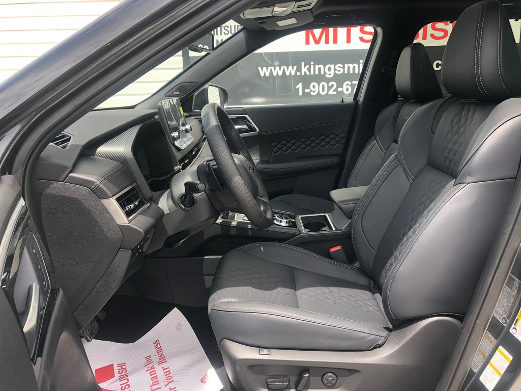 2025 Mitsubishi OUTLANDER PHEV GT S-AWC in Kentville, Nova Scotia - 18 - w1024h768px