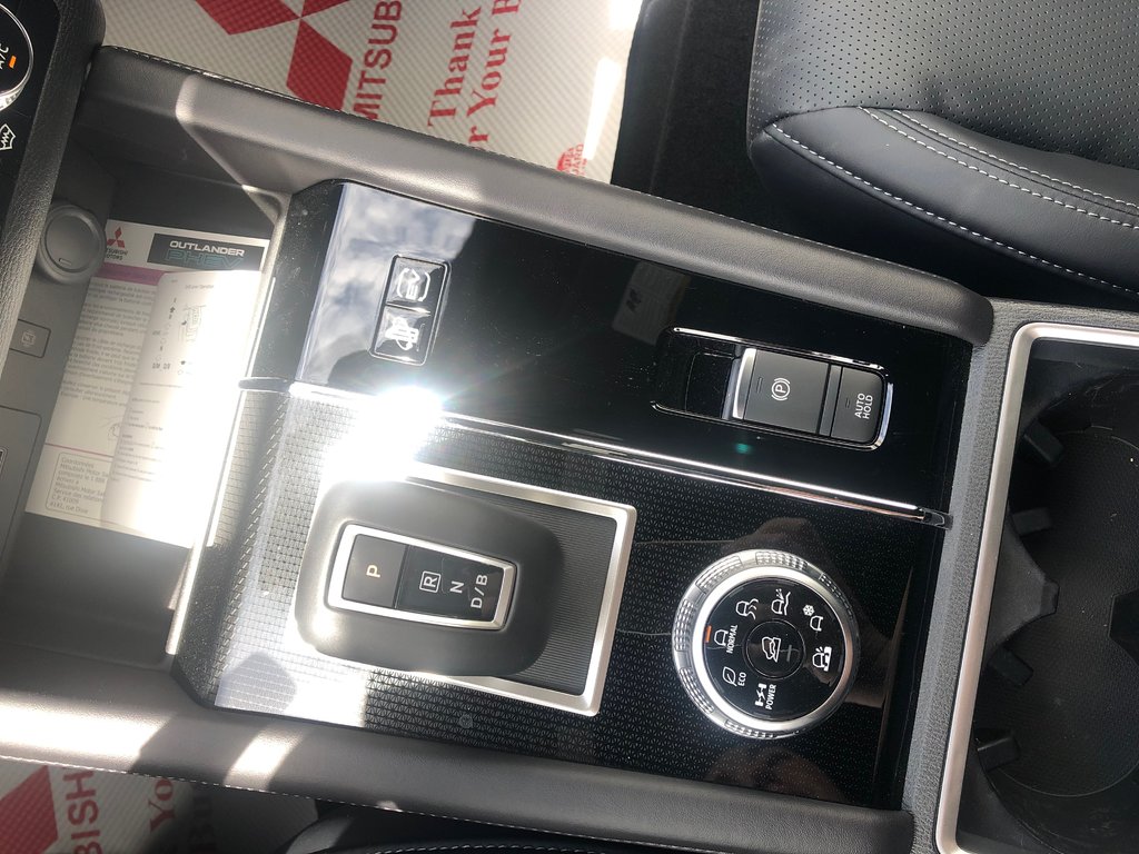 2025 Mitsubishi OUTLANDER PHEV GT S-AWC in Kentville, Nova Scotia - 16 - w1024h768px