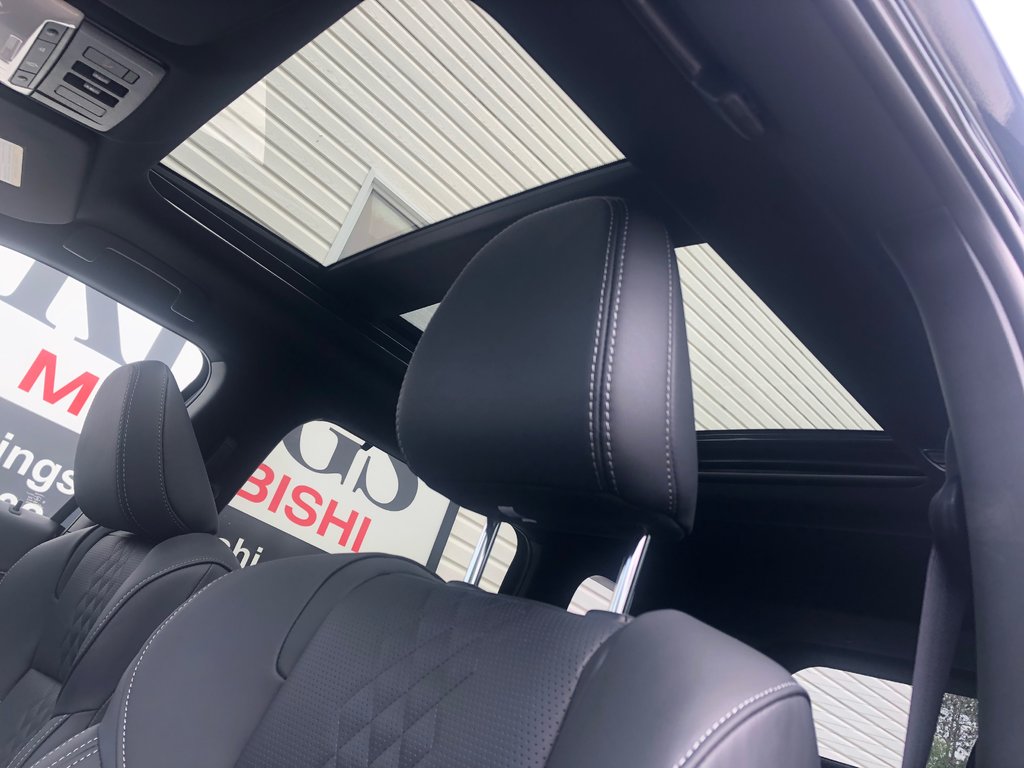 2025 Mitsubishi OUTLANDER PHEV GT NOIR S-AWC in Kentville, Nova Scotia - 20 - w1024h768px