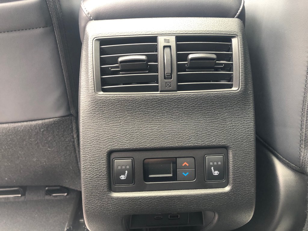 2025 Mitsubishi OUTLANDER PHEV GT NOIR S-AWC in Kentville, Nova Scotia - 23 - w1024h768px