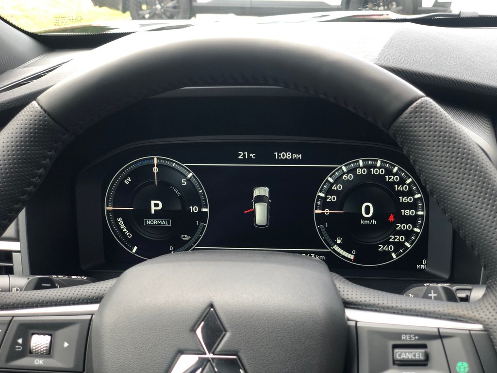 2025 Mitsubishi OUTLANDER PHEV GT NOIR S-AWC in Kentville, Nova Scotia - 11 - w1024h768px