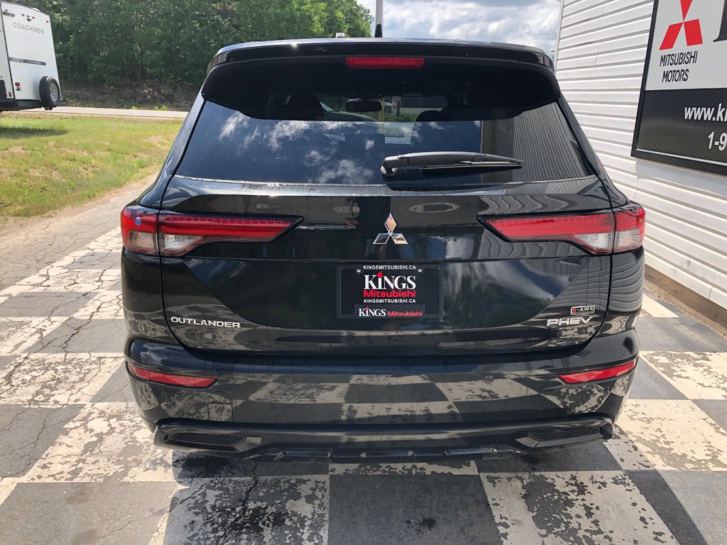 2025 Mitsubishi OUTLANDER PHEV GT NOIR S-AWC in Kentville, Nova Scotia - 5 - w1024h768px