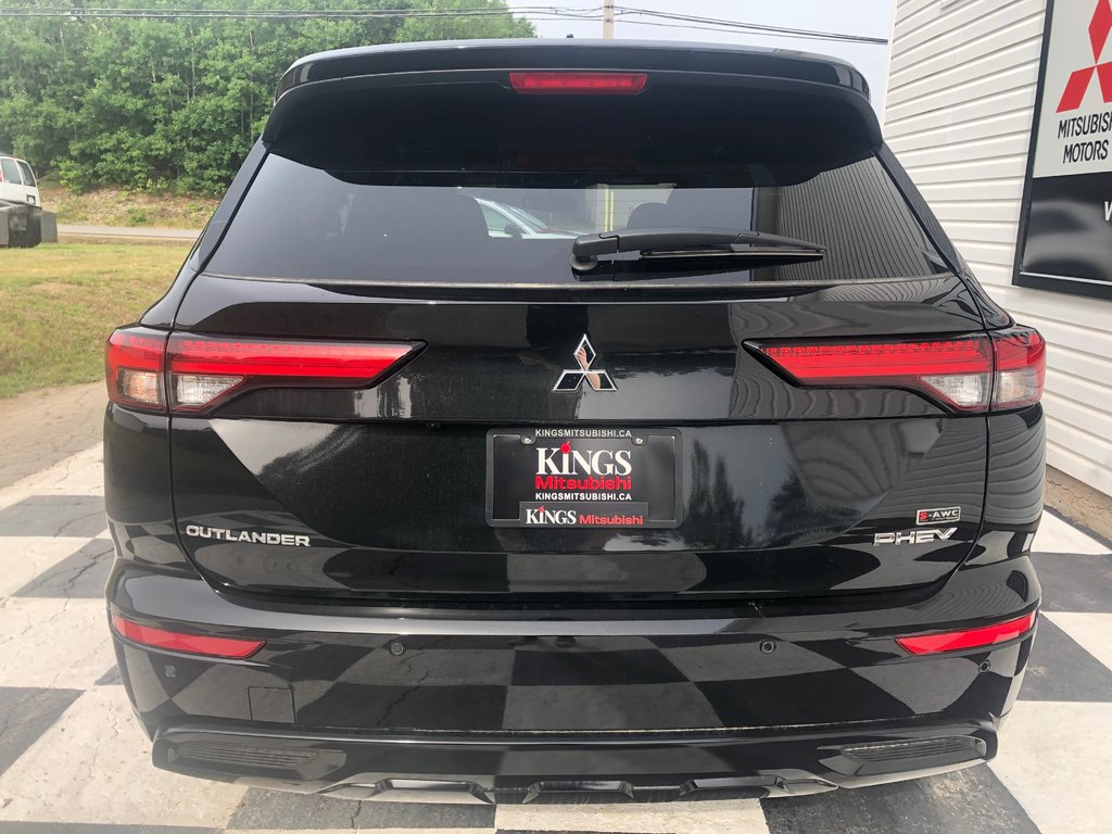 2025 Mitsubishi OUTLANDER PHEV GT NOIR S-AWC in Kentville, Nova Scotia - 5 - w1024h768px