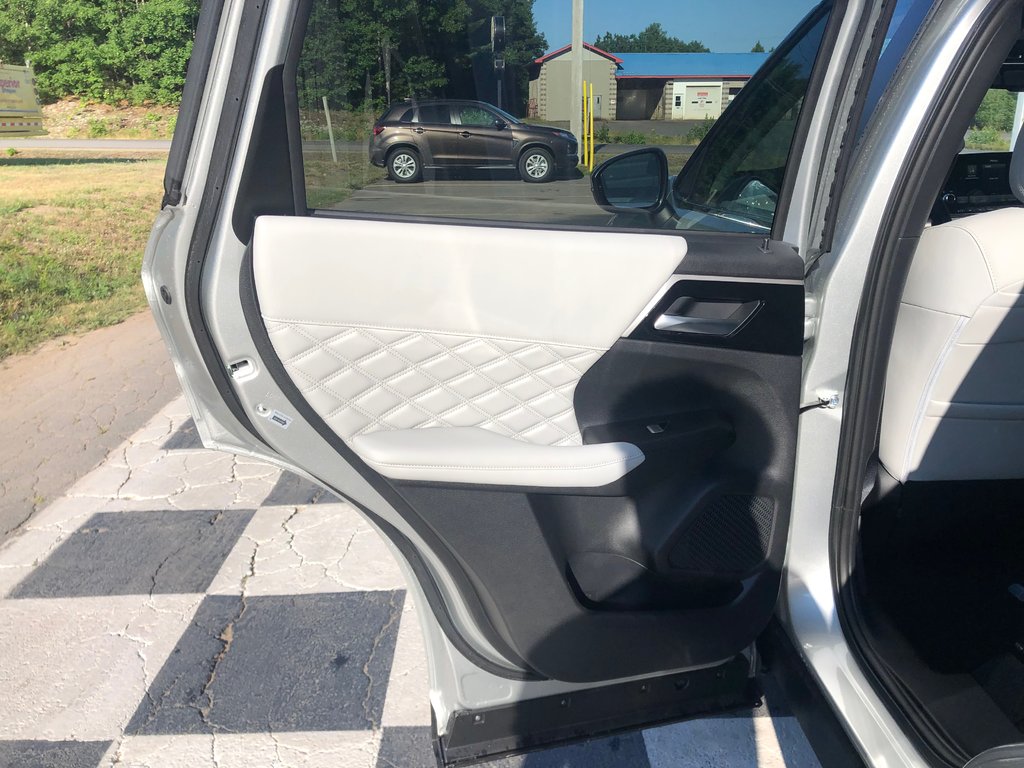 Mitsubishi OUTLANDER PHEV SEL S-AWC 2025 à Kentville, Nouvelle-Écosse - 20 - w1024h768px