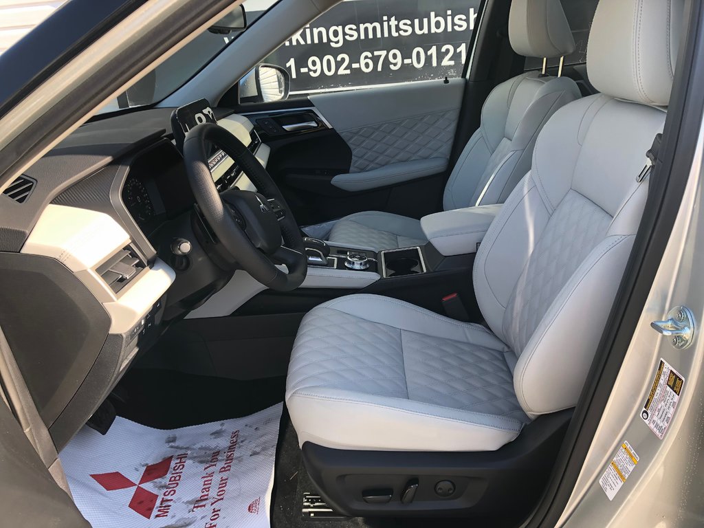 Mitsubishi OUTLANDER PHEV SEL S-AWC 2025 à Kentville, Nouvelle-Écosse - 10 - w1024h768px