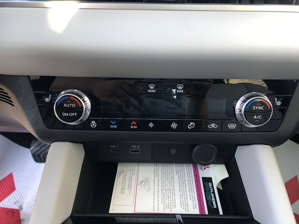 Mitsubishi OUTLANDER PHEV SEL S-AWC 2025 à Kentville, Nouvelle-Écosse - 16 - w1024h768px