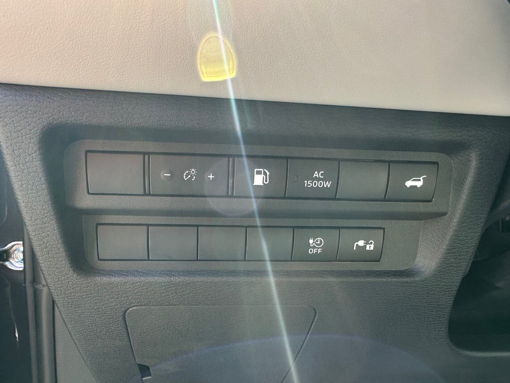 Mitsubishi OUTLANDER PHEV SEL S-AWC 2025 à Kentville, Nouvelle-Écosse - 10 - w1024h768px