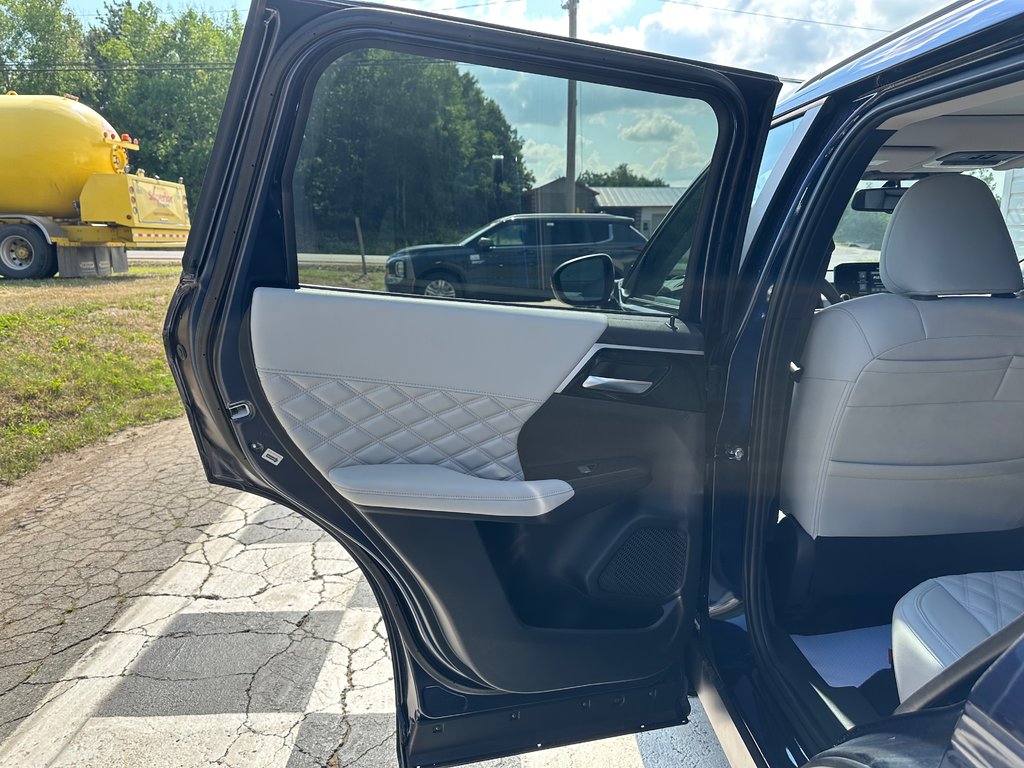 Mitsubishi OUTLANDER PHEV SEL S-AWC 2025 à Kentville, Nouvelle-Écosse - 19 - w1024h768px