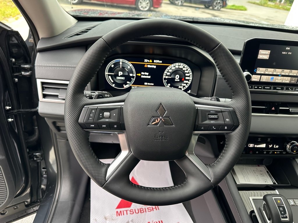 2025 Mitsubishi OUTLANDER PHEV SE S-AWC in Kentville, Nova Scotia - 10 - w1024h768px