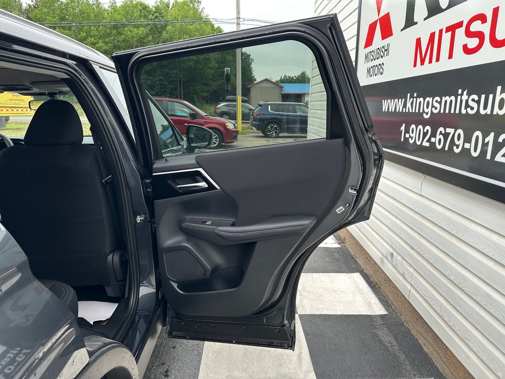 2025 Mitsubishi OUTLANDER PHEV SE S-AWC in Kentville, Nova Scotia - 20 - w1024h768px