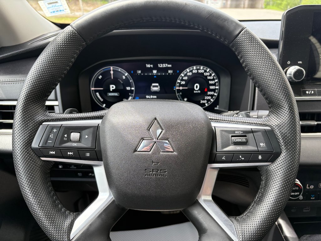 2024 Mitsubishi Outlander Plug-In Hybrid SEL - sunroof, power and heated seats, hands free in Kentville, Nova Scotia - 10 - w1024h768px