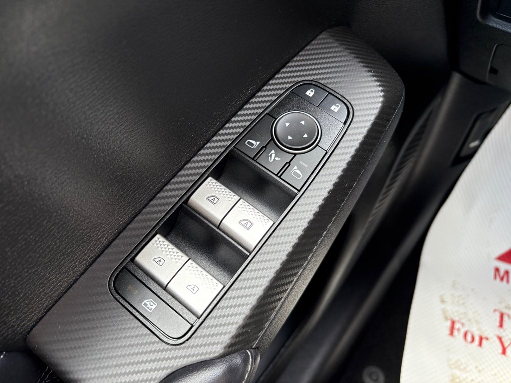 2024 Mitsubishi Outlander Plug-In Hybrid SEL - sunroof, power and heated seats, hands free in Kentville, Nova Scotia - 7 - w1024h768px
